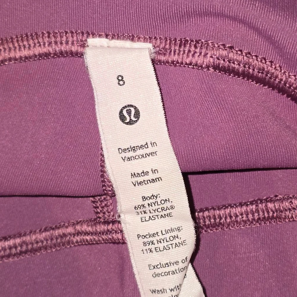 Women's Lululemon Purple Leggings Size 8 - Picture 8 of 8